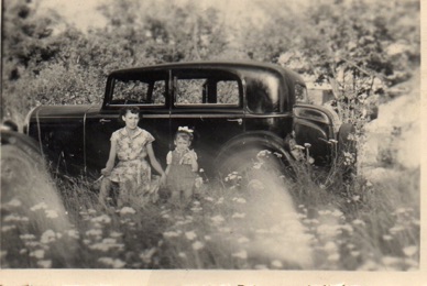 notre premi&egrave;re voiture :
une Hotchkiss